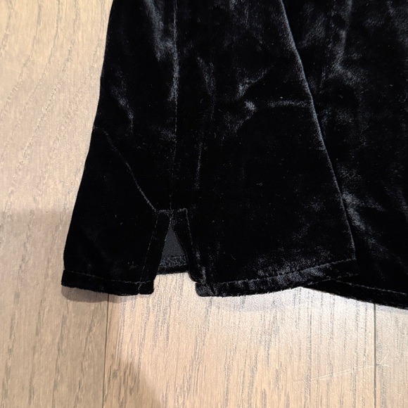 🆕 Reformation Brisbane velvet dress - Picture 5 of 9